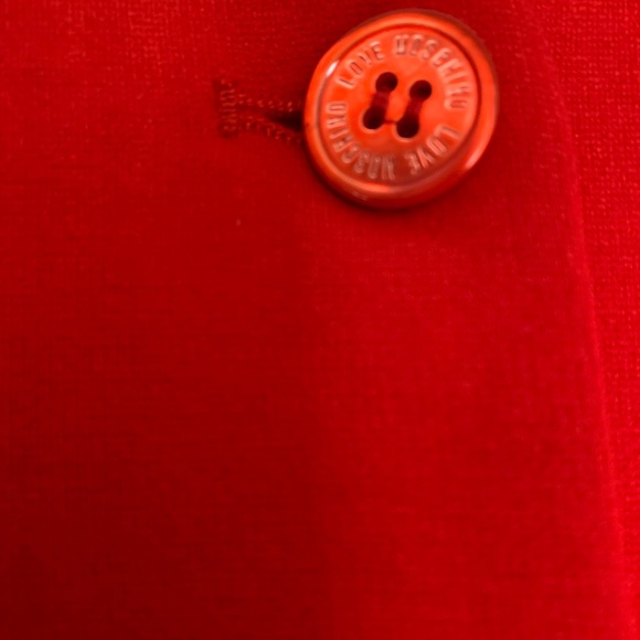 Love Moschino red crop jacket size Us 8… bright color cropped ready for spring - Picture 5 of 7